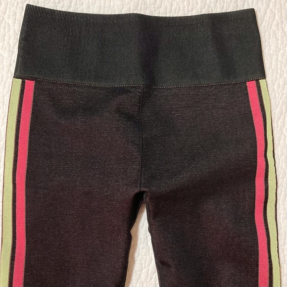 Fabletics High-Waisted Seamless Stripe Leggings | Size L | Black w/ Pink & Green - Picture 9 of 12